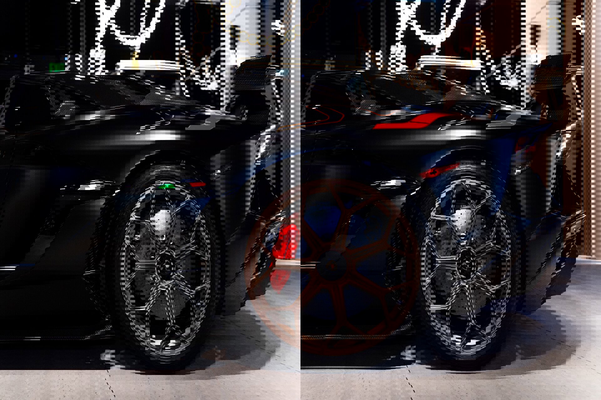 Used 2021 Lamborghini Aventador SVJ image 34