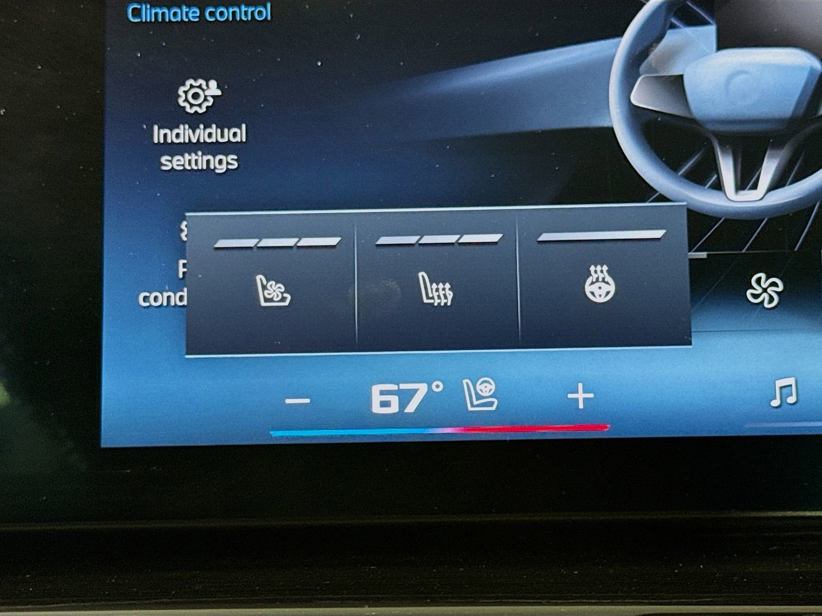 Used 2025 BMW X7 M60i image 21