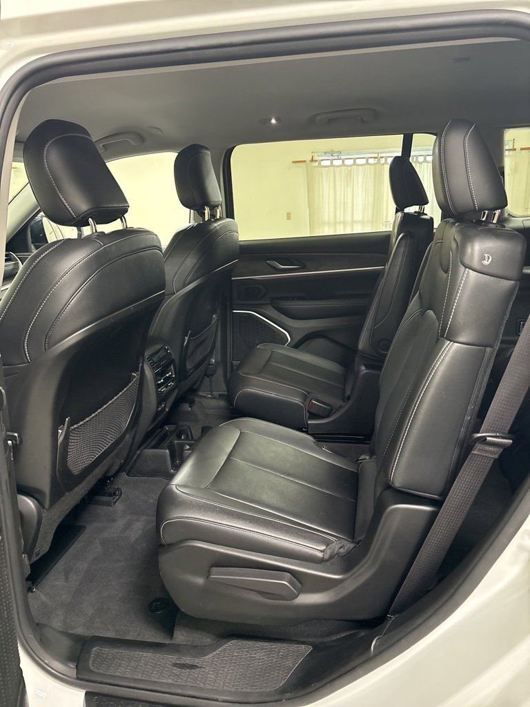 Used 2022 Jeep Grand Cherokee L Limited image 26