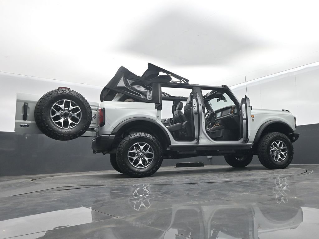 Used 2021 Ford Bronco Badlands image 77