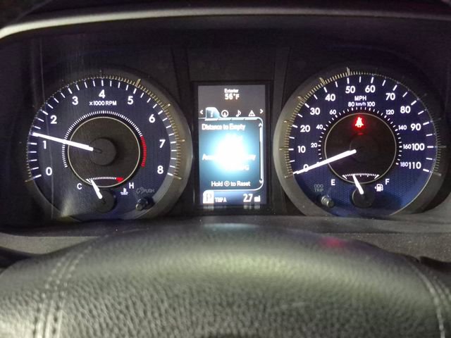 Used 2016 Toyota Sienna XLE Premium image 12