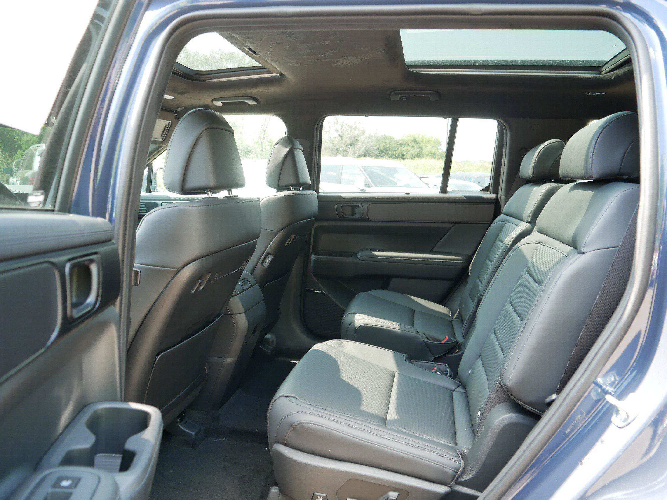 New 2026 Hyundai Santa Fe Calligraphy AWD/4WD image 6