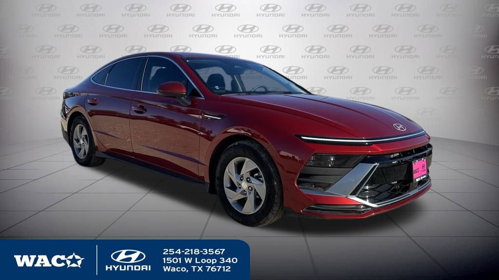 Used 2025 Hyundai Sonata SE image 3