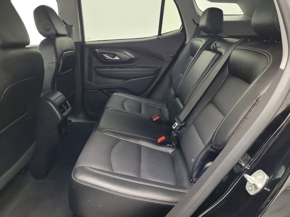 Used 2023 GMC Terrain SLT image 18