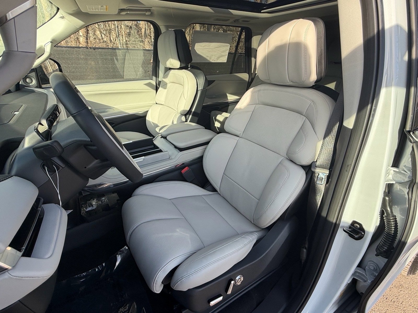 New 2026 Lincoln Navigator Reserve AWD/4WD image 26