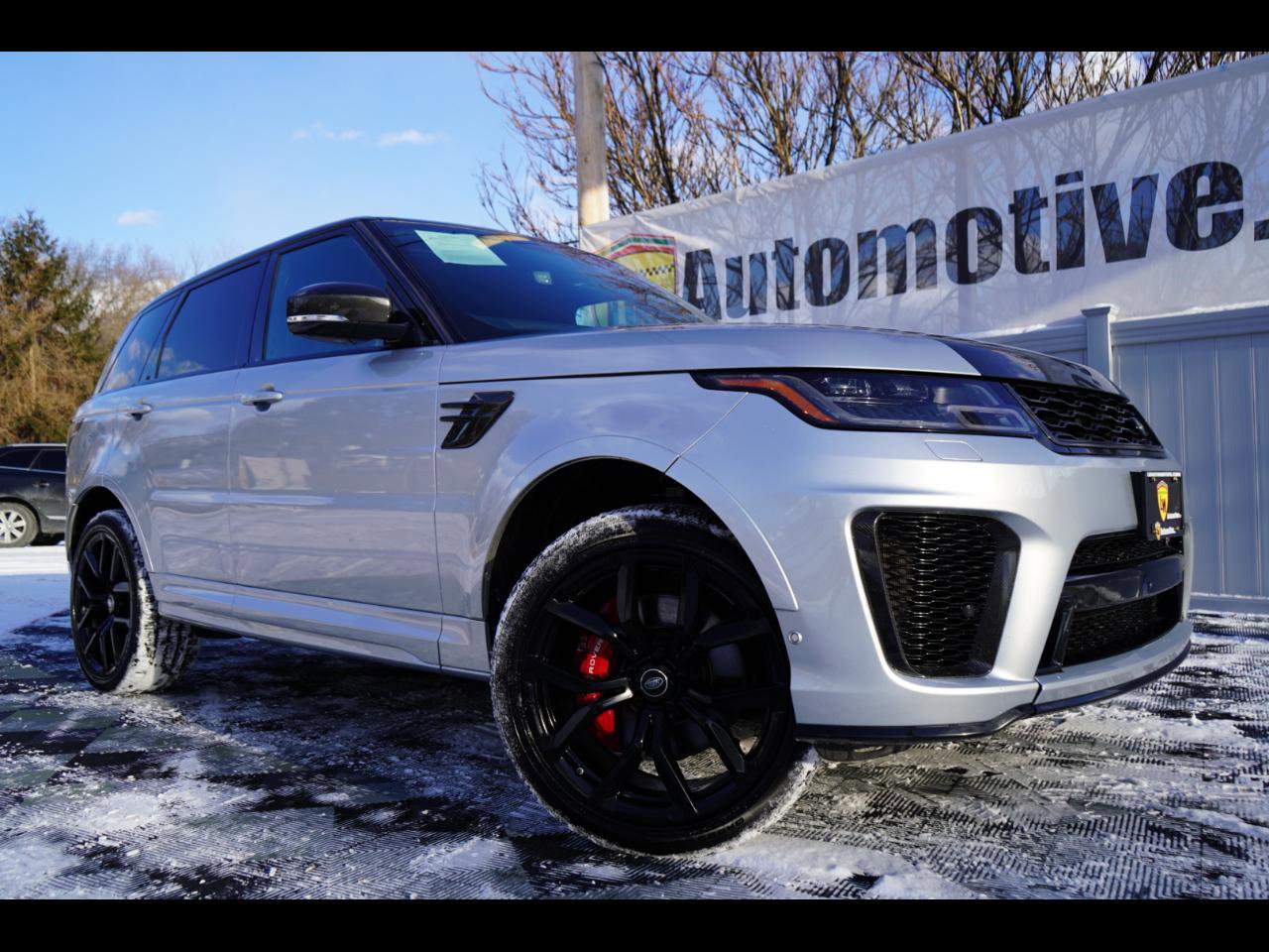 Used 2019 Land Rover Range Rover Sport SVR image 1