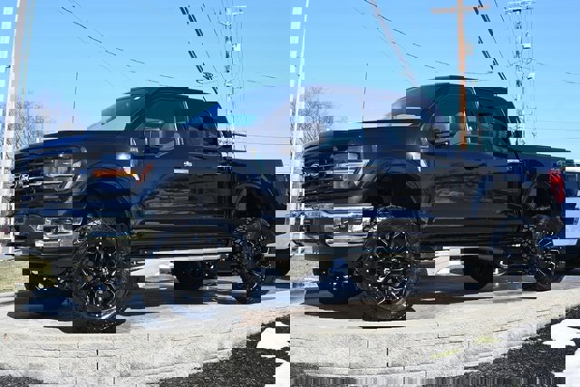 Used 2024 Ford F150 XLT image 1