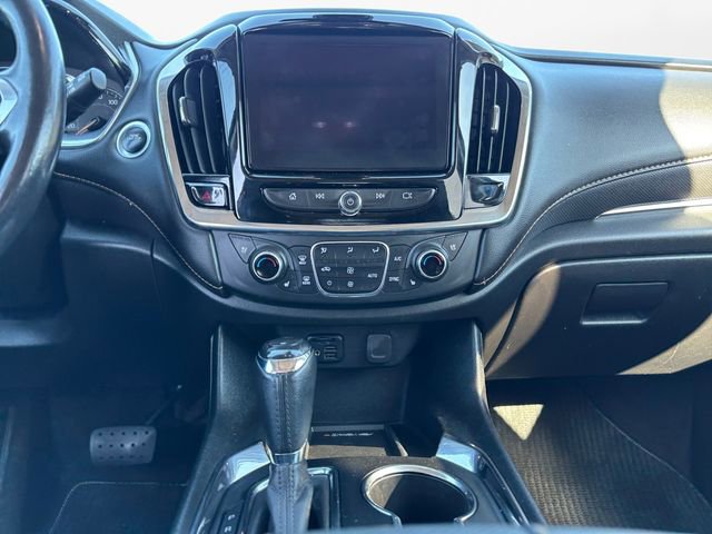 Used 2020 Chevrolet Traverse Premier image 11