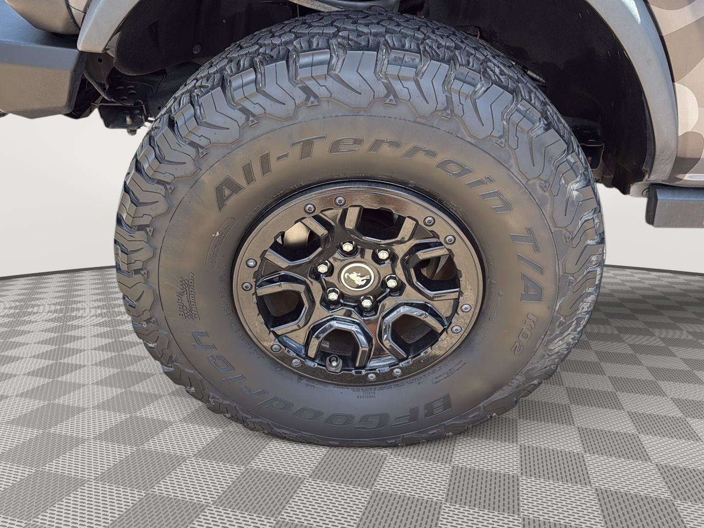 Used 2021 Ford Bronco Wildtrak image 9