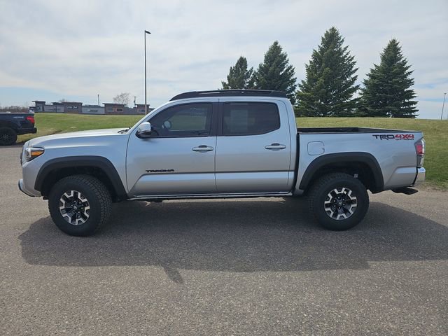 Used 2023 Toyota Tacoma TRD Off-Road AWD/4WD image 2