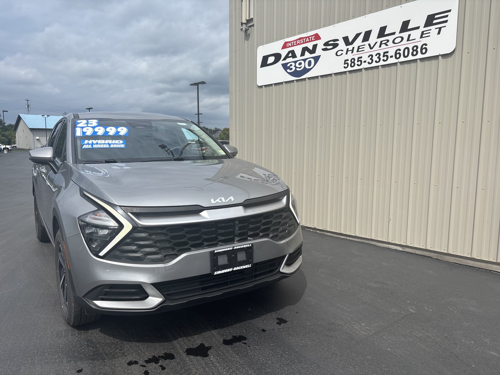 Used 2023 Kia Sportage LX AWD/4WD image 1