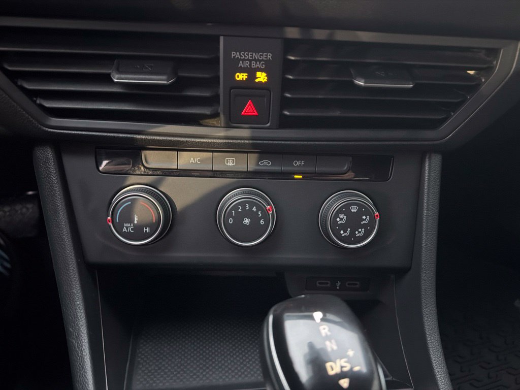Used 2022 Volkswagen Jetta Sport FWD image 32