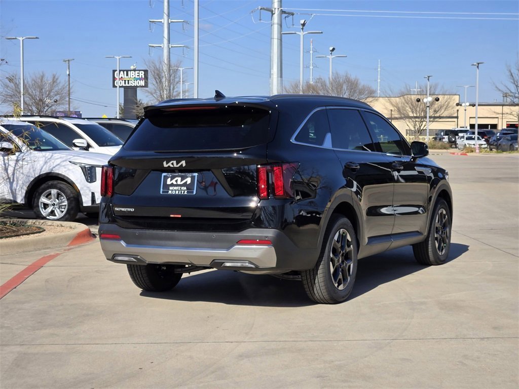 New 2026 Kia Sorento S FWD image 4