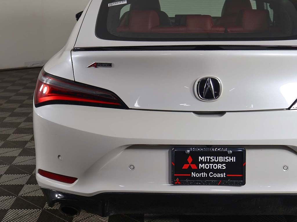 Used 2023 Acura Integra A-Spec image 16