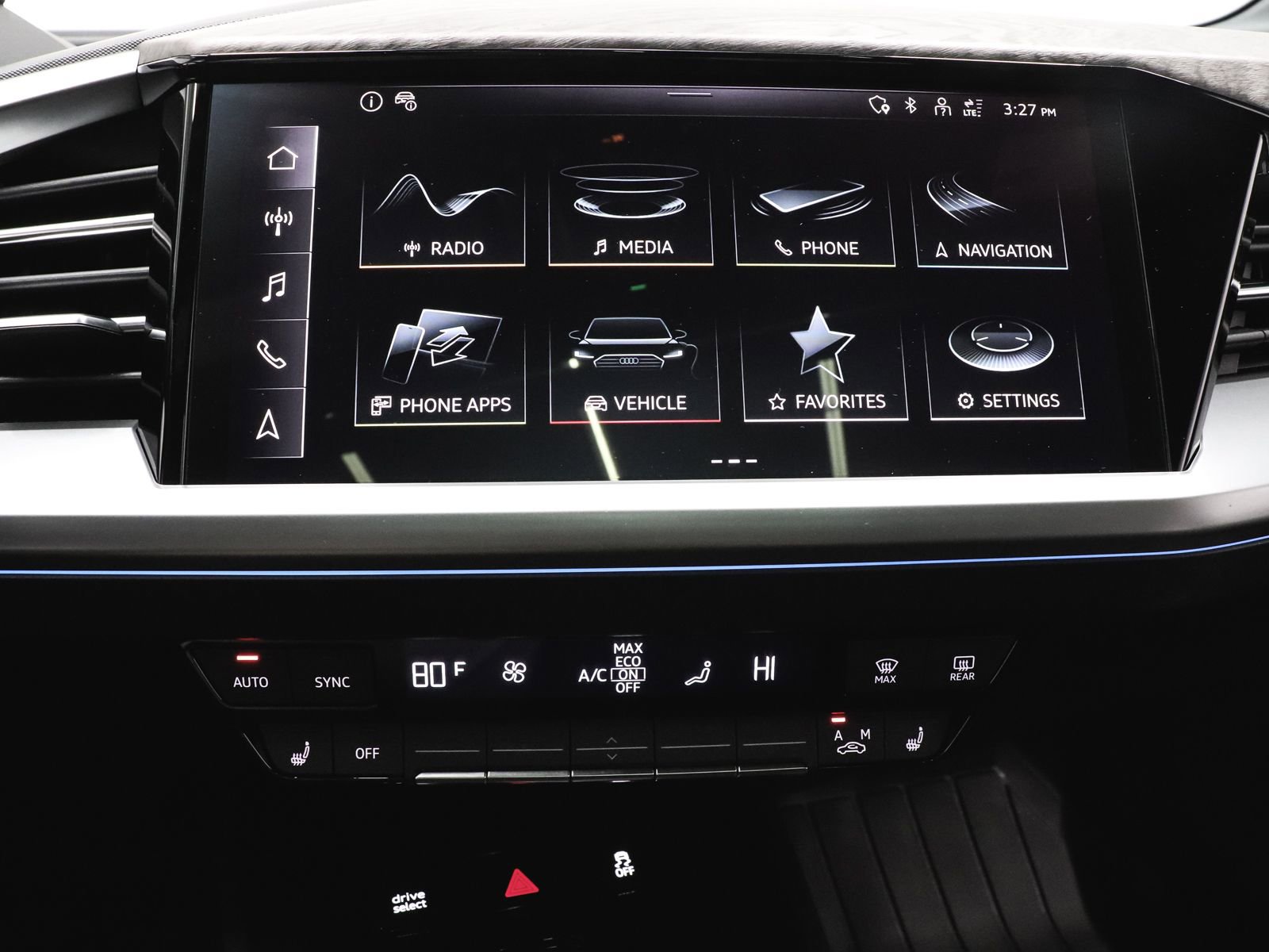 Used 2025 Audi Q4 e-tron Premium Plus w/ Premium Plus image 30