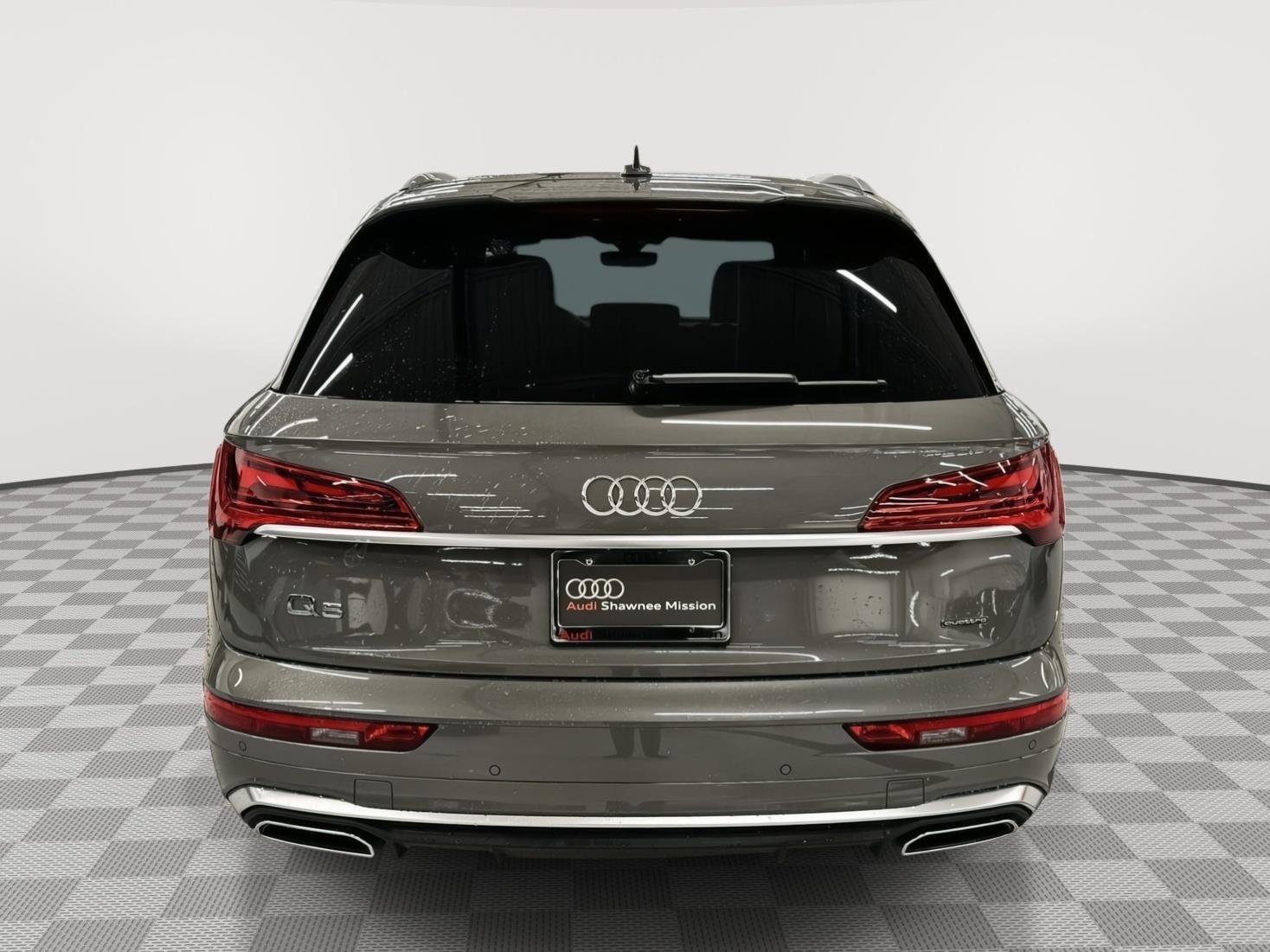 Certified 2025 Audi Q5 2.0T Premium Plus w/ Premium Plus Package image 6