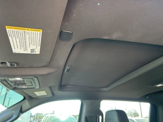 Used 2022 GMC Sierra 1500 AT4 w/ AT4 Premium Package image 17