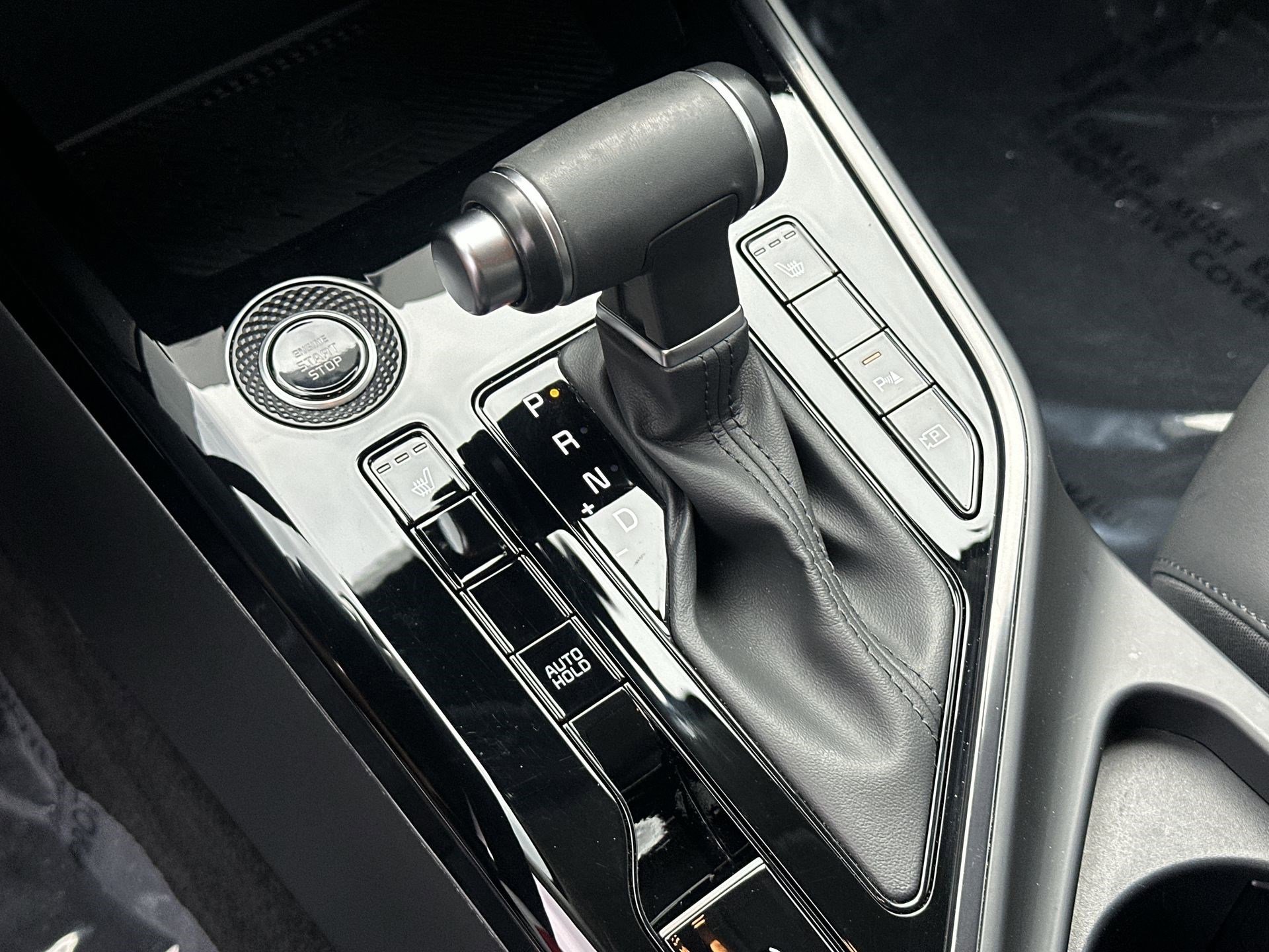 Used 2023 Kia Niro EX image 21