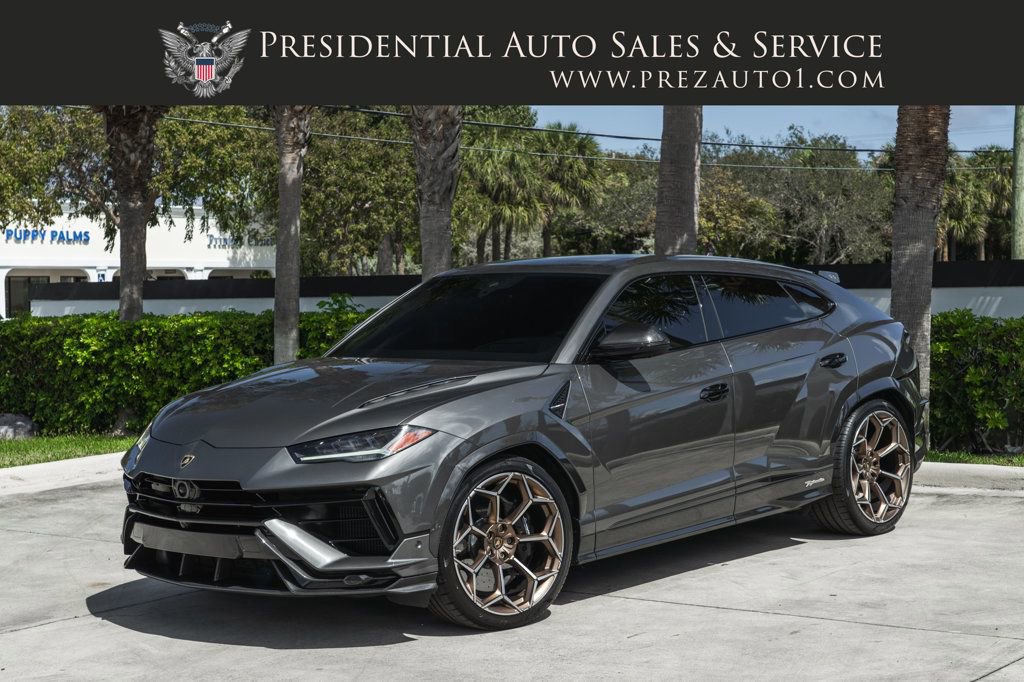 Used 2023 Lamborghini Urus Performante image 1