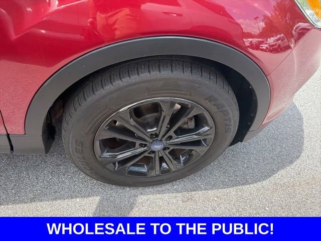 Used 2017 Ford Escape SE w/ SE Cold Weather Package FWD image 4