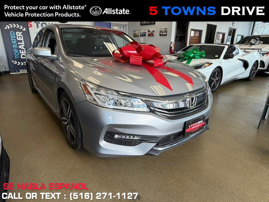 Used 2017 Honda Accord Touring image 1