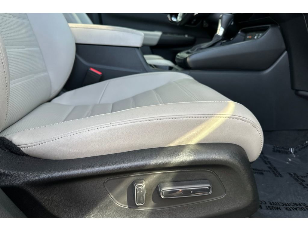 Used 2023 Honda CR-V EX-L image 23