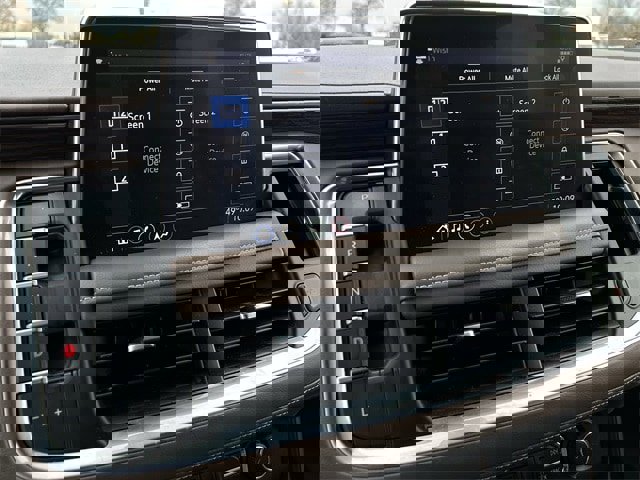 Used 2021 Chevrolet Suburban High Country image 18