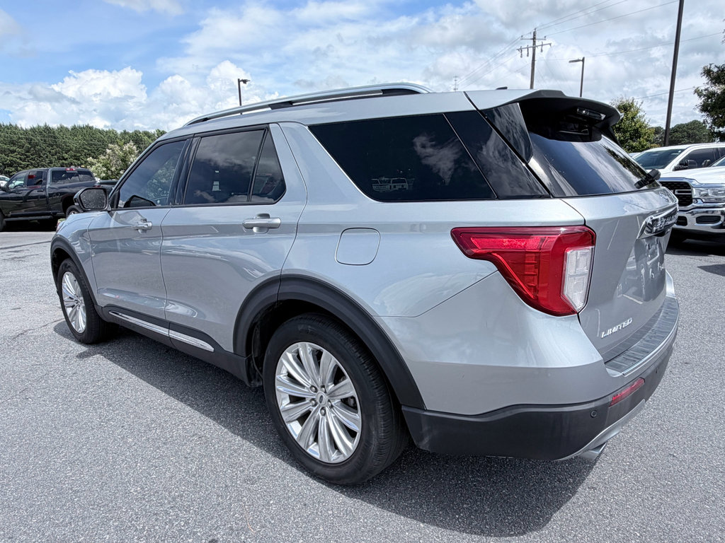 Used 2023 Ford Explorer Limited w/ Limited Technology Package RWD image 7