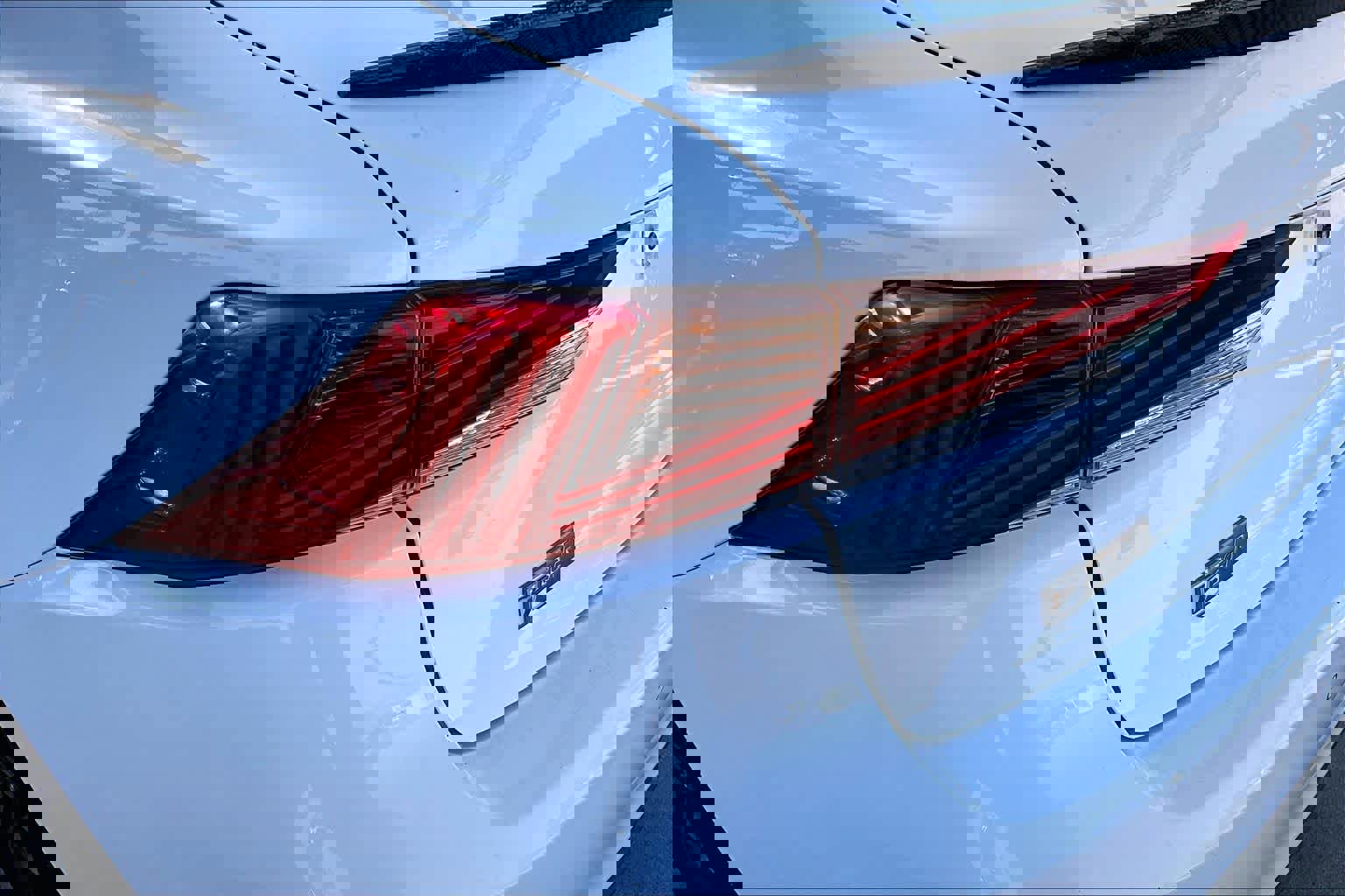 Used 2018 Lexus IS 300 image 29