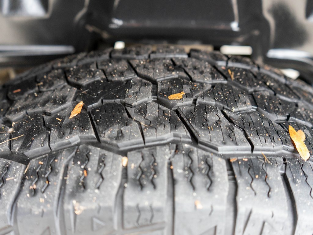 Used 2020 RAM 1500 Limited image 39