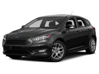 Used 2016 Ford Focus Titanium FWD image 9