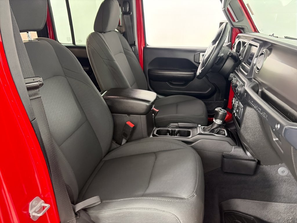 Used 2019 Jeep Wrangler Unlimited Sport S AWD/4WD image 32