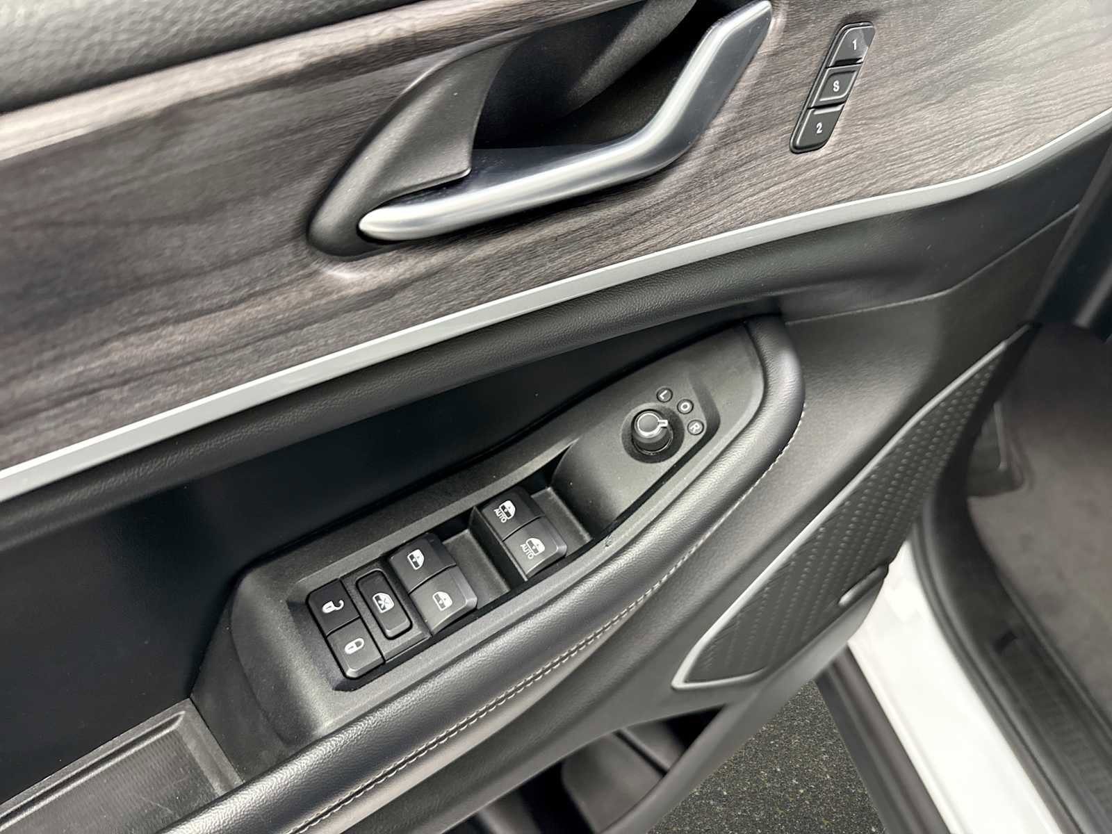 Used 2021 Jeep Grand Cherokee L Limited image 15