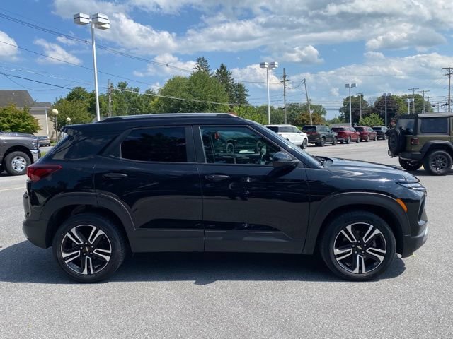 Used 2024 Chevrolet TrailBlazer LT w/ Convenience Package AWD/4WD image 6