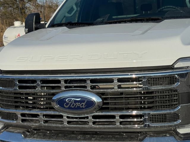 New 2026 Ford F550 4x4 Supercab Super Duty image 5