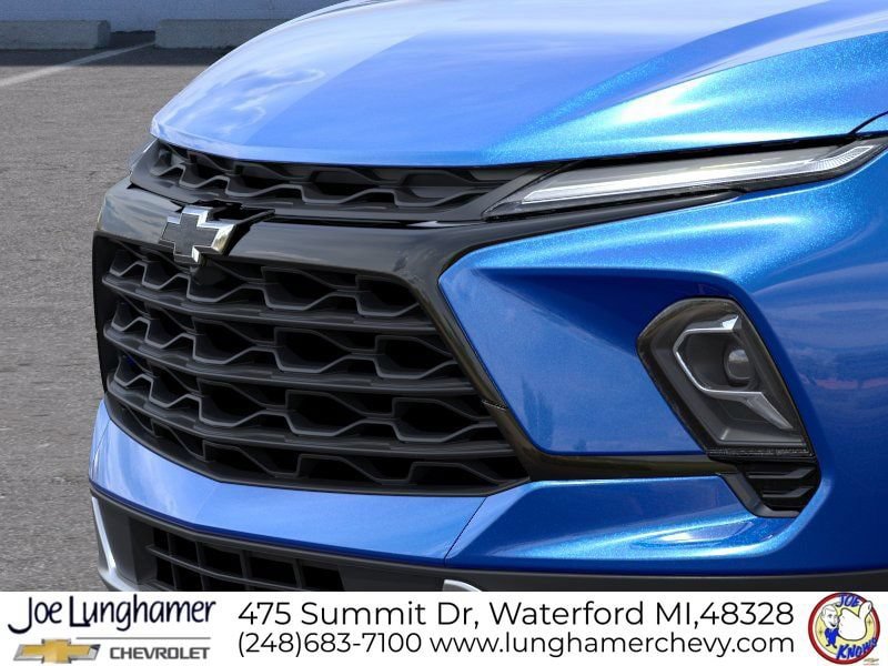 New 2026 Chevrolet Blazer LT w/ Midnight/Sport Edition AWD/4WD image 13