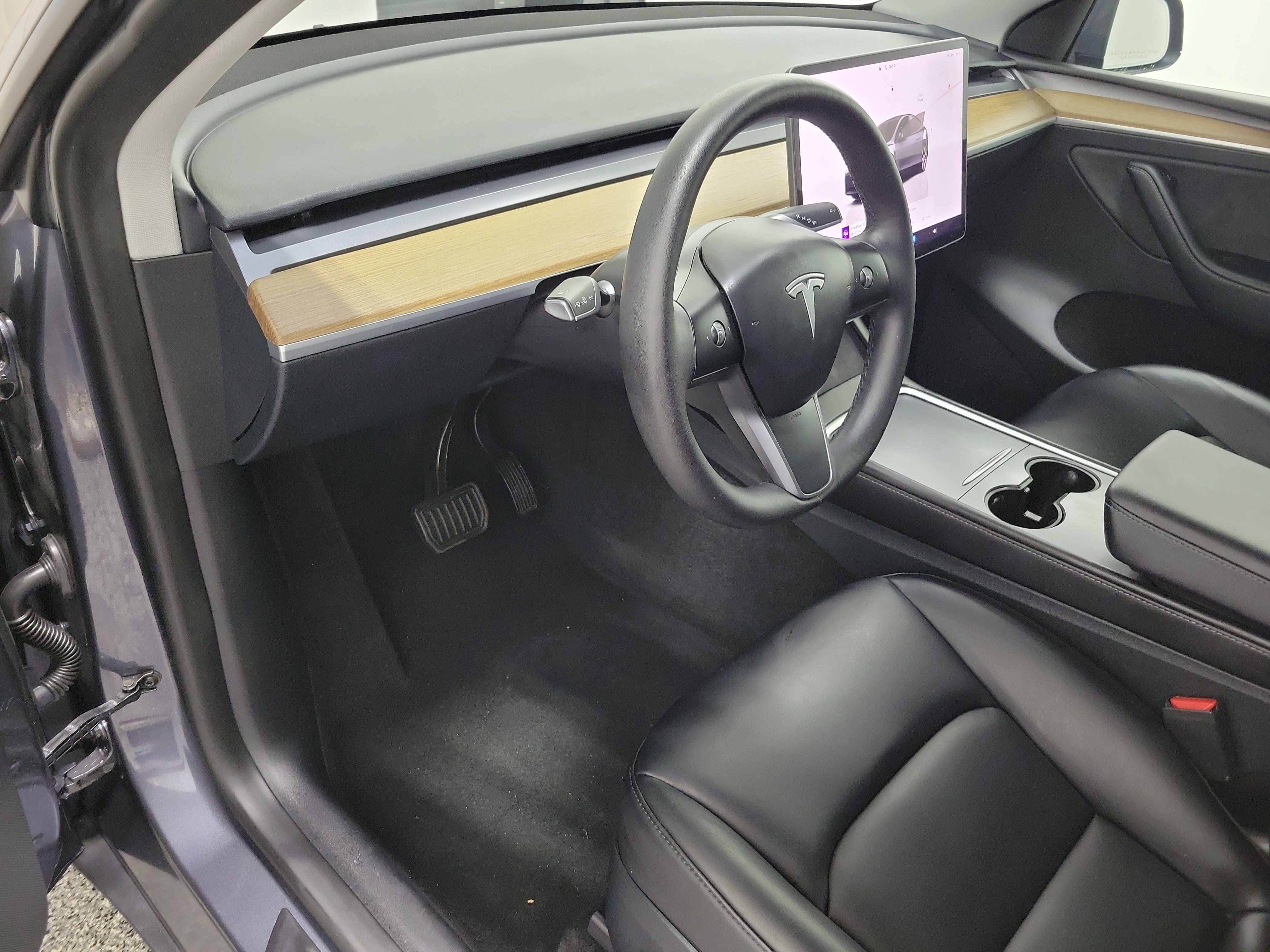 Used 2023 Tesla Model Y Long Range AWD/4WD image 15