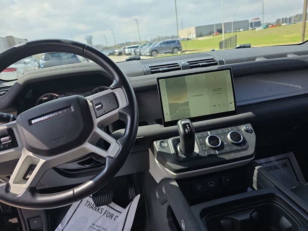 Used 2023 Land Rover Defender 90 S AWD/4WD image 10