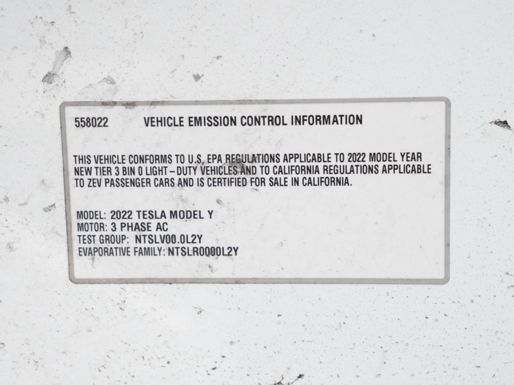 Used 2022 Tesla Model Y Performance image 23