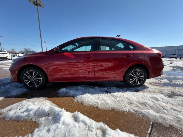 Used 2024 Kia Forte LXS image 11