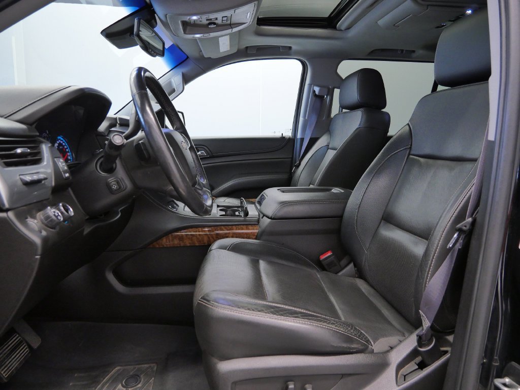 Used 2017 Chevrolet Suburban Premier AWD/4WD image 10