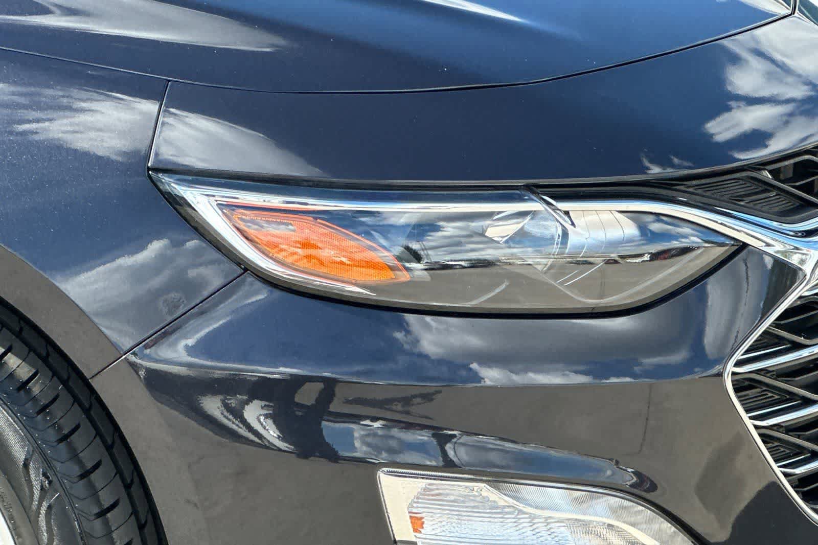 Used 2023 Chevrolet Malibu LT FWD image 32