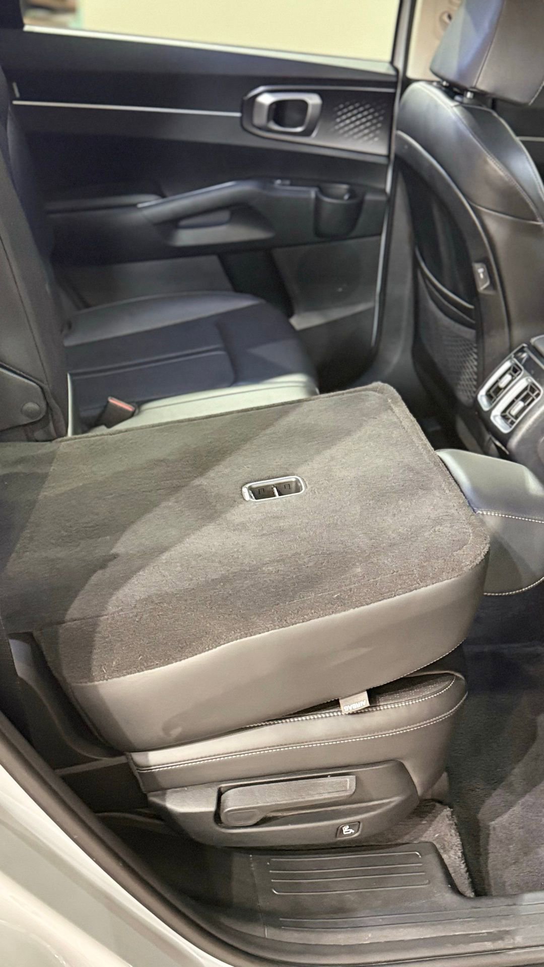 Used 2024 Kia Sorento S w/ Panoramic Sunroof Package image 79