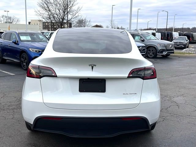 Used 2023 Tesla Model Y Long Range image 10