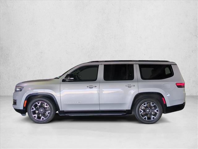 Used 2024 Jeep Wagoneer Series III AWD/4WD image 9