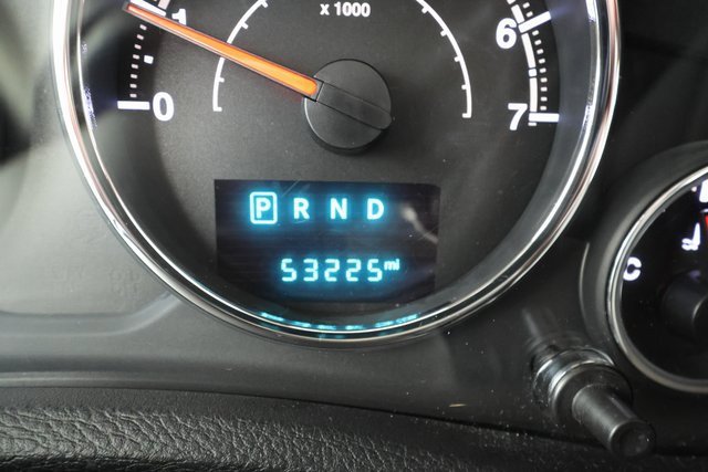 Used 2018 Jeep Wrangler Unlimited Sahara w/ Connectivity Group image 15