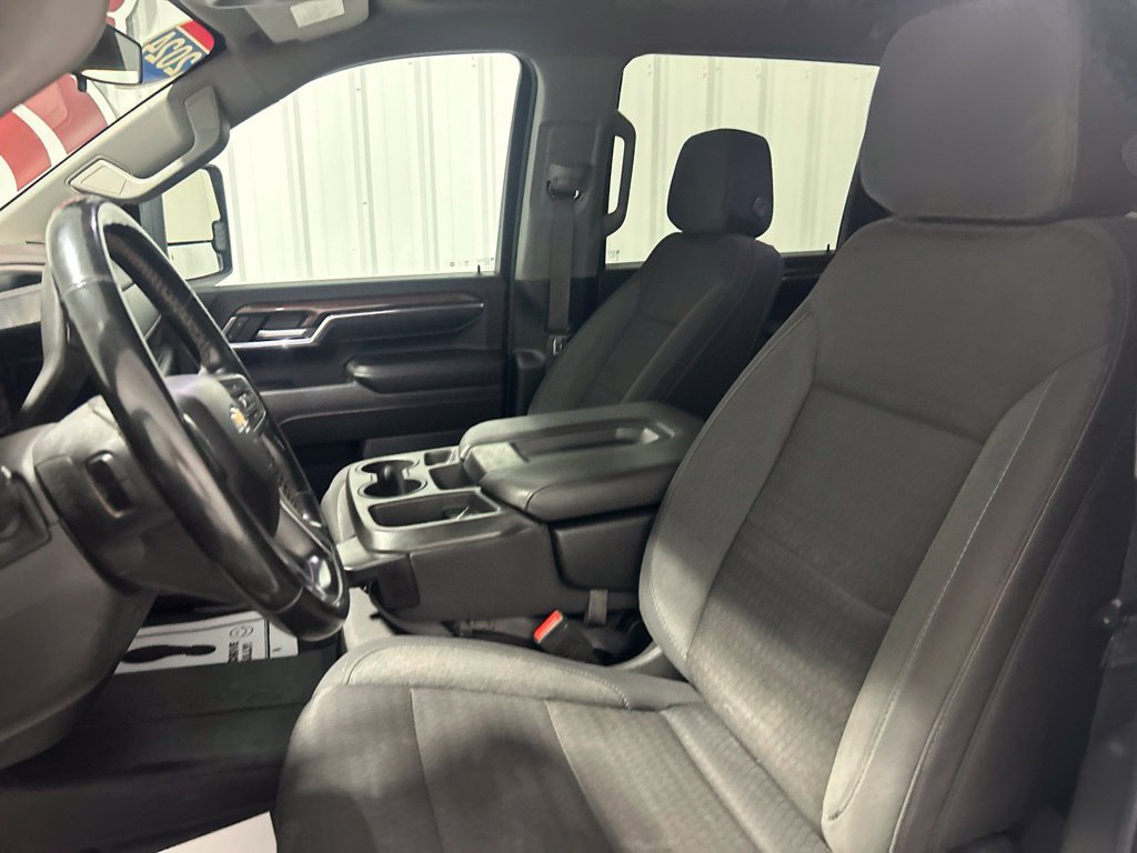 Used 2024 Chevrolet Silverado 2500 LT AWD/4WD image 14