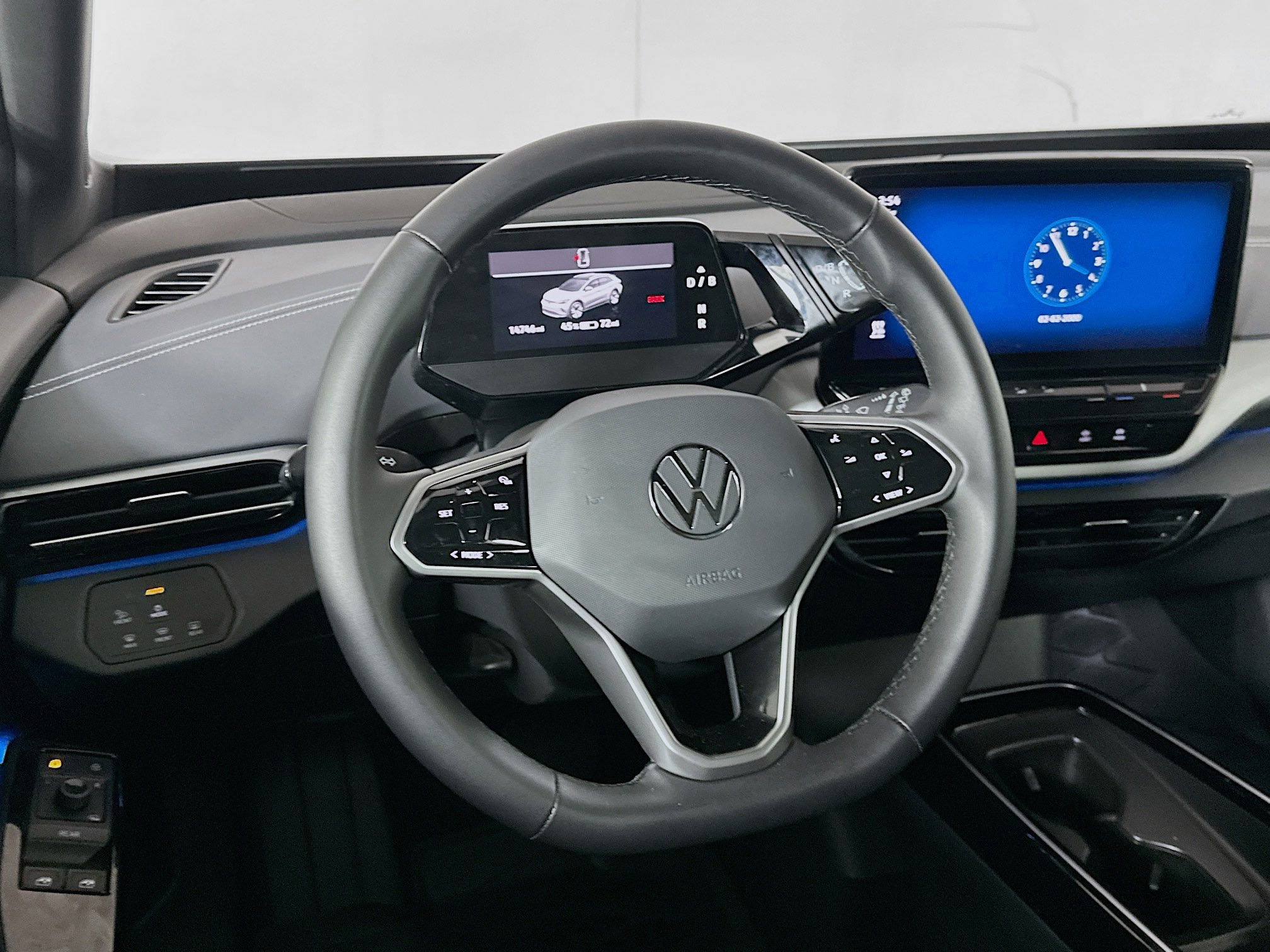 Used 2023 Volkswagen ID.4 Pro S AWD/4WD image 18