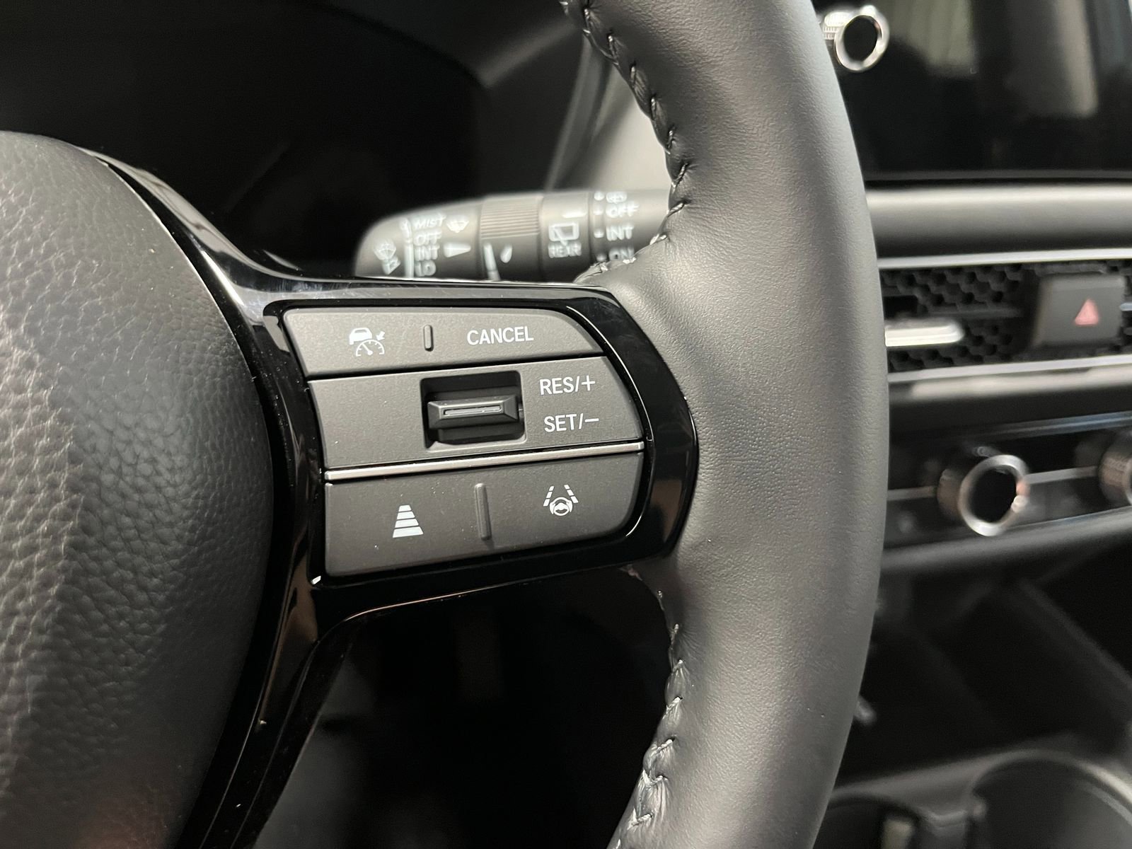 New 2027 Honda HR-V EX-L image 18