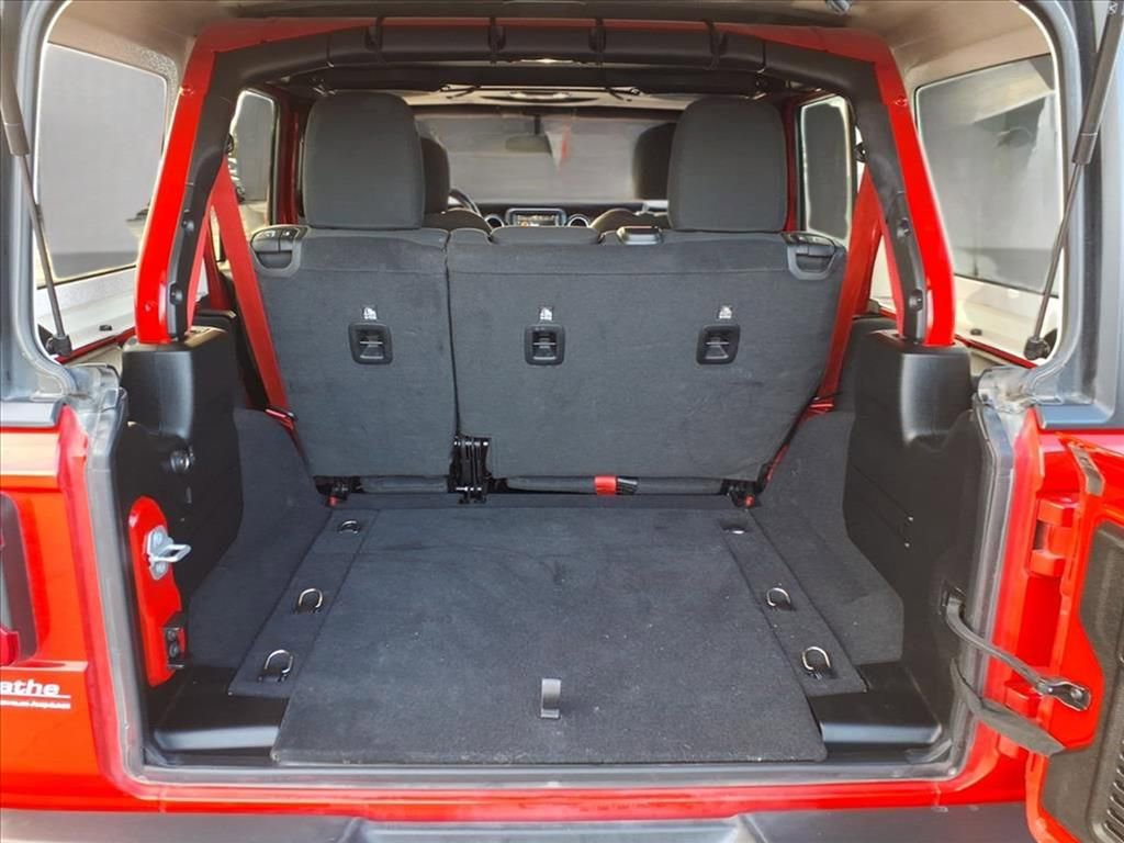 Used 2020 Jeep Wrangler Unlimited Rubicon w/ Quick Order Package 28Y Recon image 5